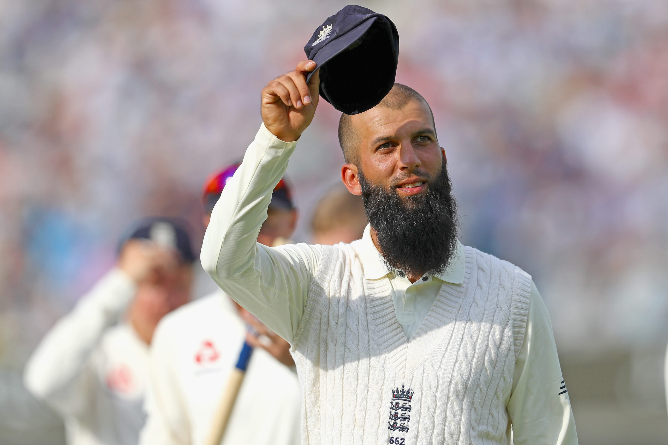 England add Moeen Ali to test squad; injury scare for Stuart Broad.
