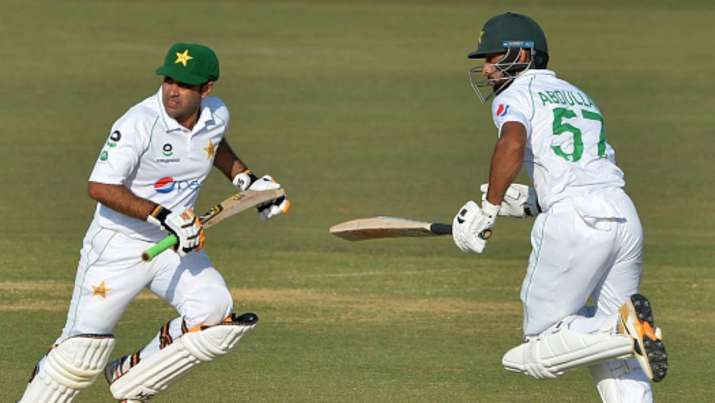 Pakistan beats Bangladesh by 8 wickets in 1st test, go 1-0 up